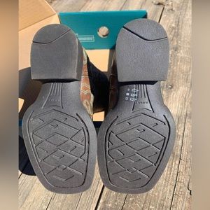 Girls Toddler Ariat Boots size 8